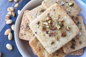 FLAVORFUL CARDAMOM