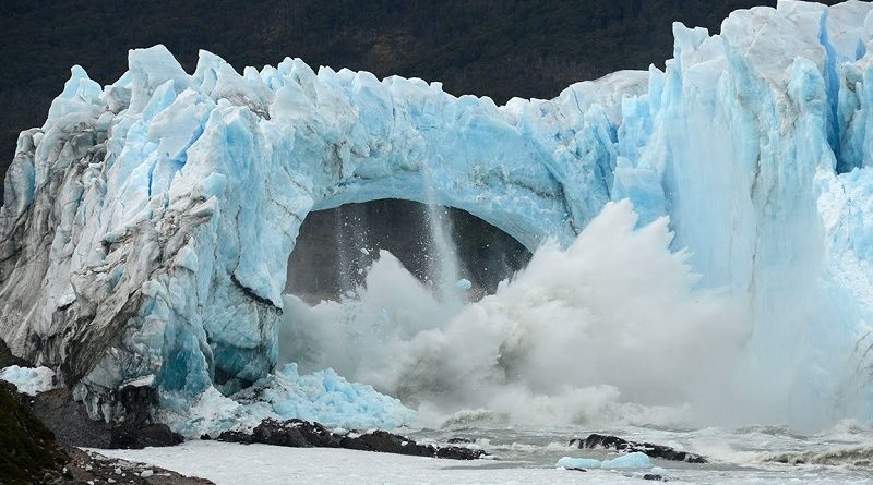 Spectacular Ice Bridge