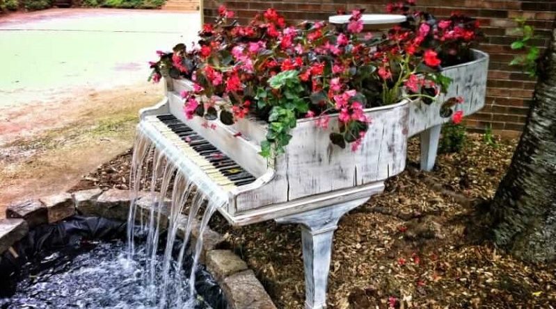 Tossing Old Piano Turns It Into THIS Stunning