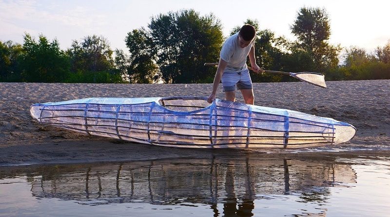 Make a Simple Kayak In The Wild Nature