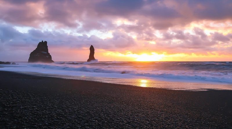 Reynisfjara Beach